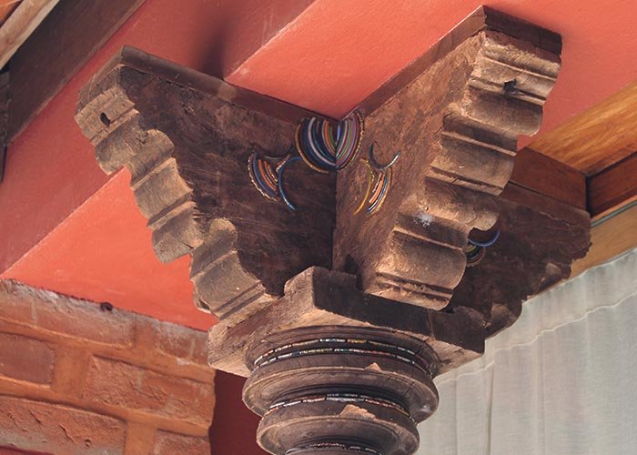 The-Pillar-of-the-Bangle-House