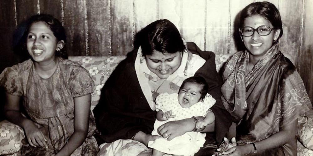 visha-mam-childhood-picture-with-family-highwaymybeckoning